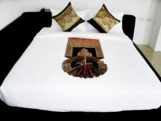 Lars-lita Hotel