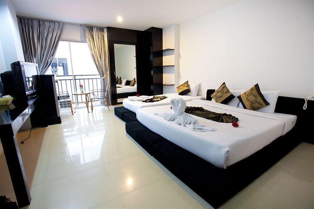 Lars-lita Hotel
